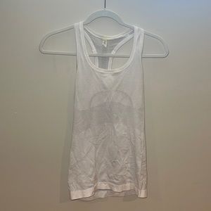 Lululemon Swiftly Tech Tank